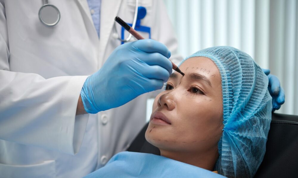 which-plastic-surgeon-is-the-best-in-cincinnati?