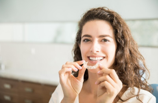 orthodontics:-straighten-your-teeth-with-braces-or-clear-aligners